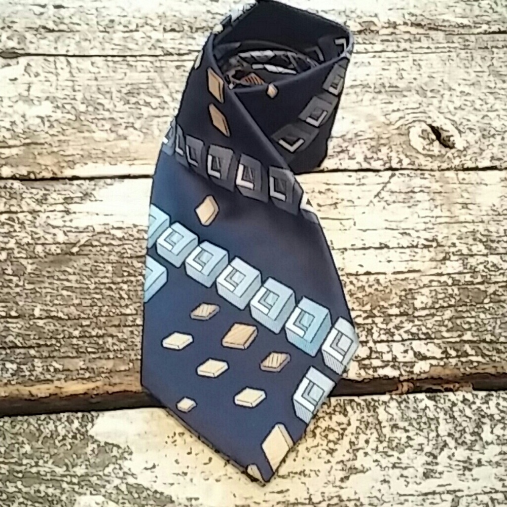 Guy Laroche tie